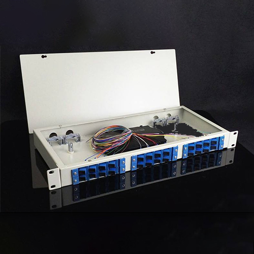 Caja de terminación de fibra óptica de 8 núcleos montada en la pared